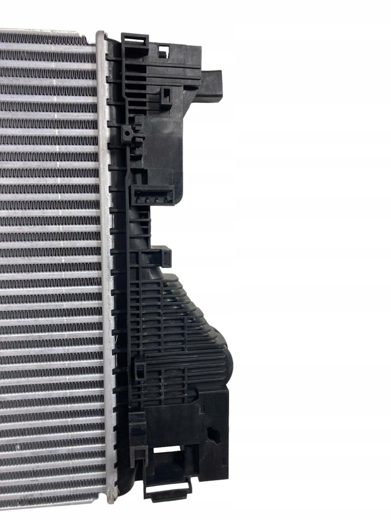 фото №6, Новый интеркулер радиатор mercedes cla c118 cla250e гибрид a2475000100