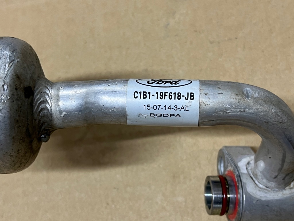 фото №4, Fiesta mk7 lift 1.0 eco шланг трубка кондиціонера c1b1-19f618-jb