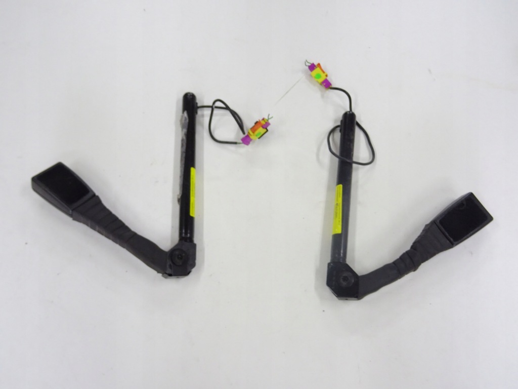 фото №1, Opel signum комплект натяжители ремней перед