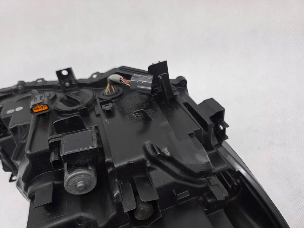 фото №11, Mazda 6 vi gj lift 15+ 8+3 pin лампа ліва передня перед full led europa