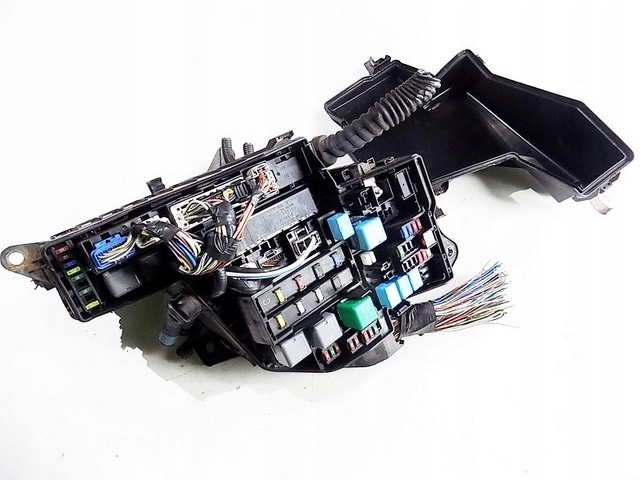 фото №1, Lexus gs iii 05-12 450h коробка запобіжників