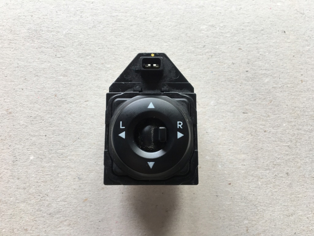 фото №1, Venga ix20 перемикач регулювання дзеркал