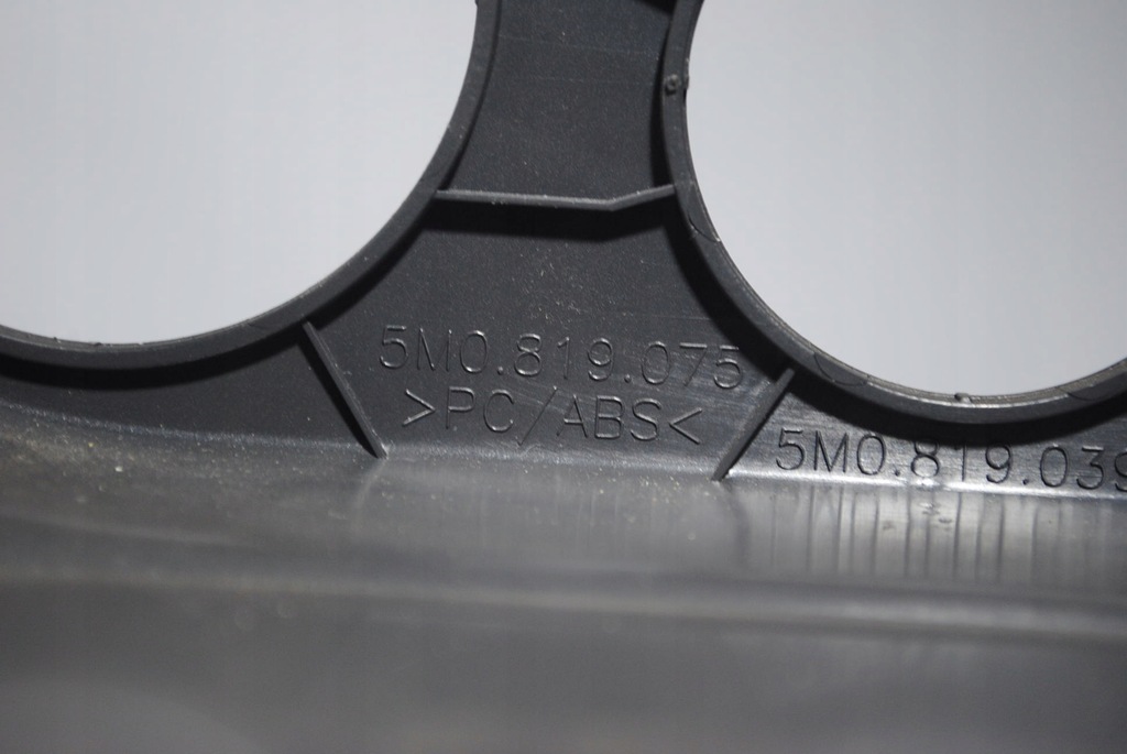 фото №5, Рамка бардачок полка панель обдув vw golf v plus