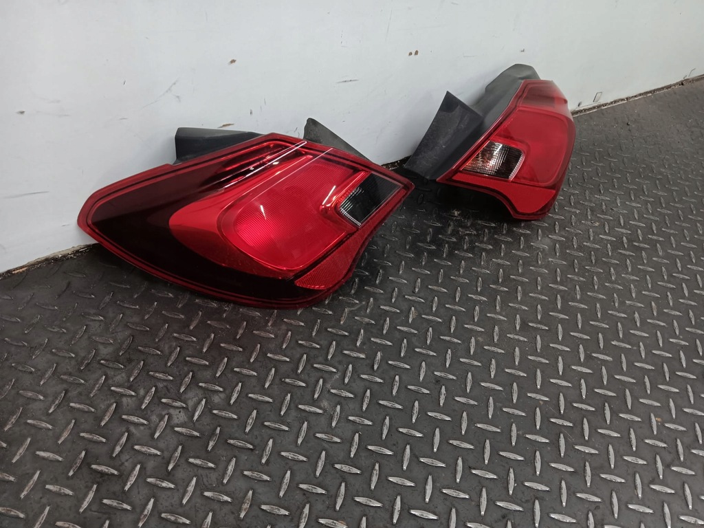 фото №10, Лампа левый i правый задняя opel corsa e 5d 13428447