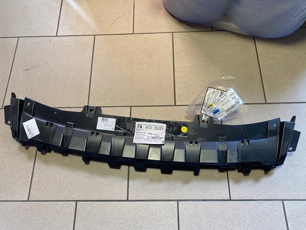 фото №1, Audi r8 4s0807233b абсорбер бампер перед