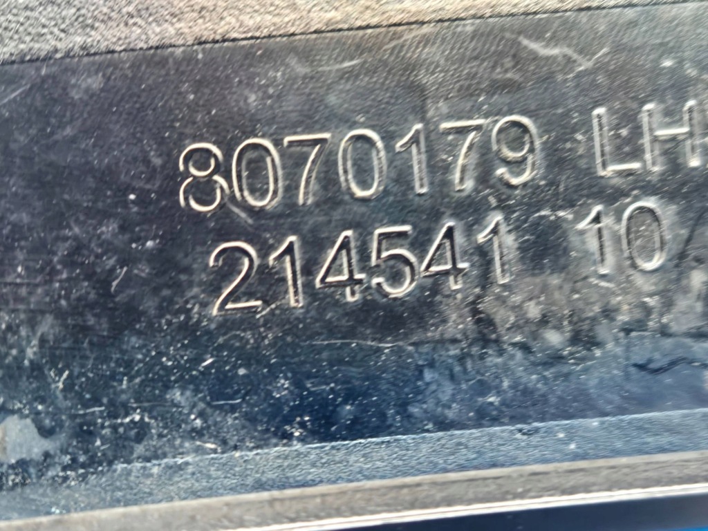 Молдинг накладка ґрати бампера перед сторона ліва bmw x6 g06 8070179 Ціна