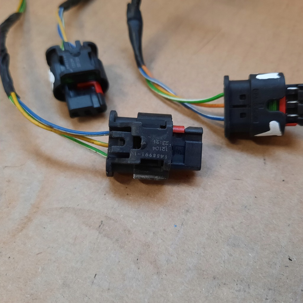 фото №3, Range rover evoque sd4 колодка штекер датчика pdc