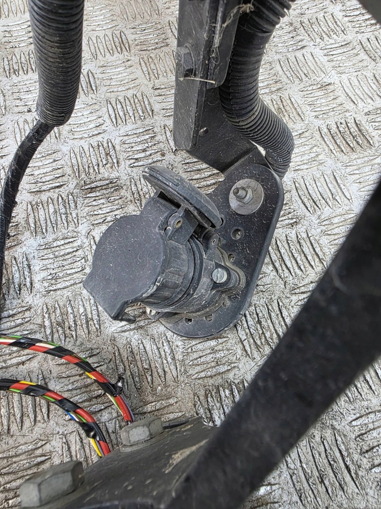 фото №7, Peugeot 3008 ii 2018 hak буксировочный / комплект