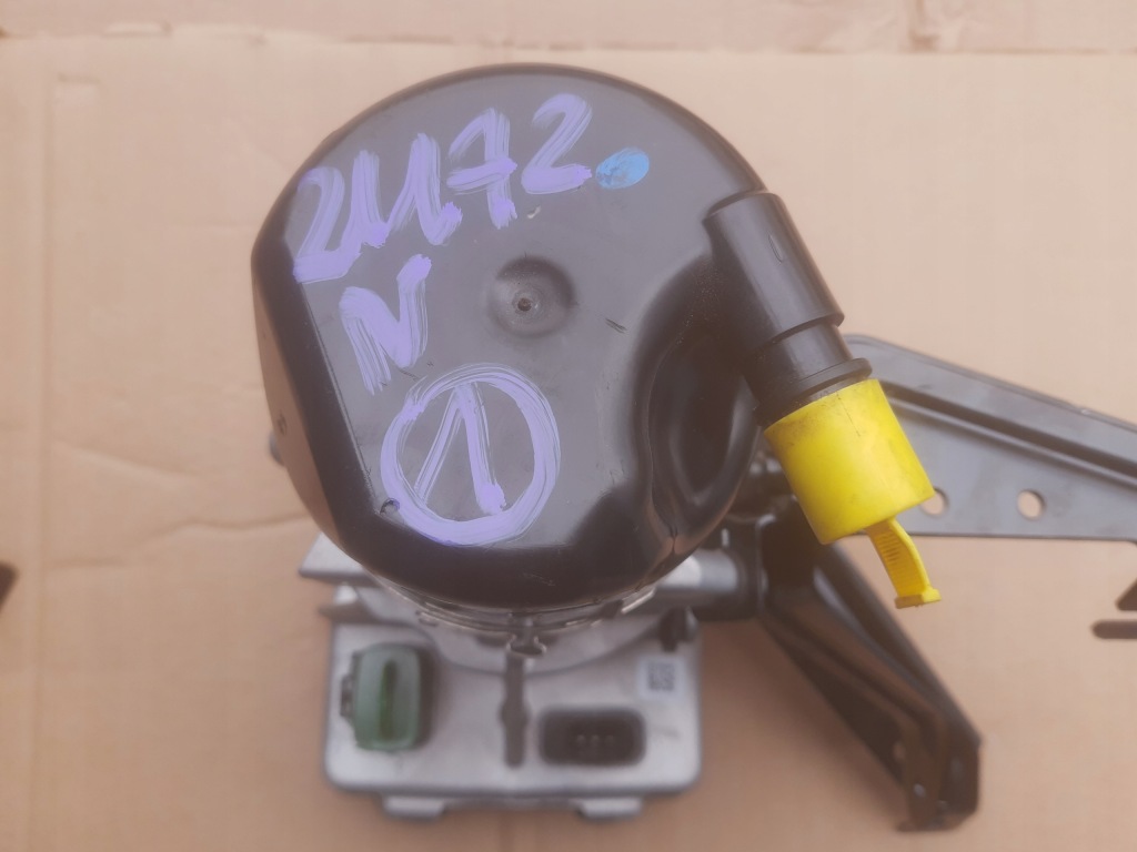 фото №7, Mercedes slc r172 43 amg nowa насос усилителя