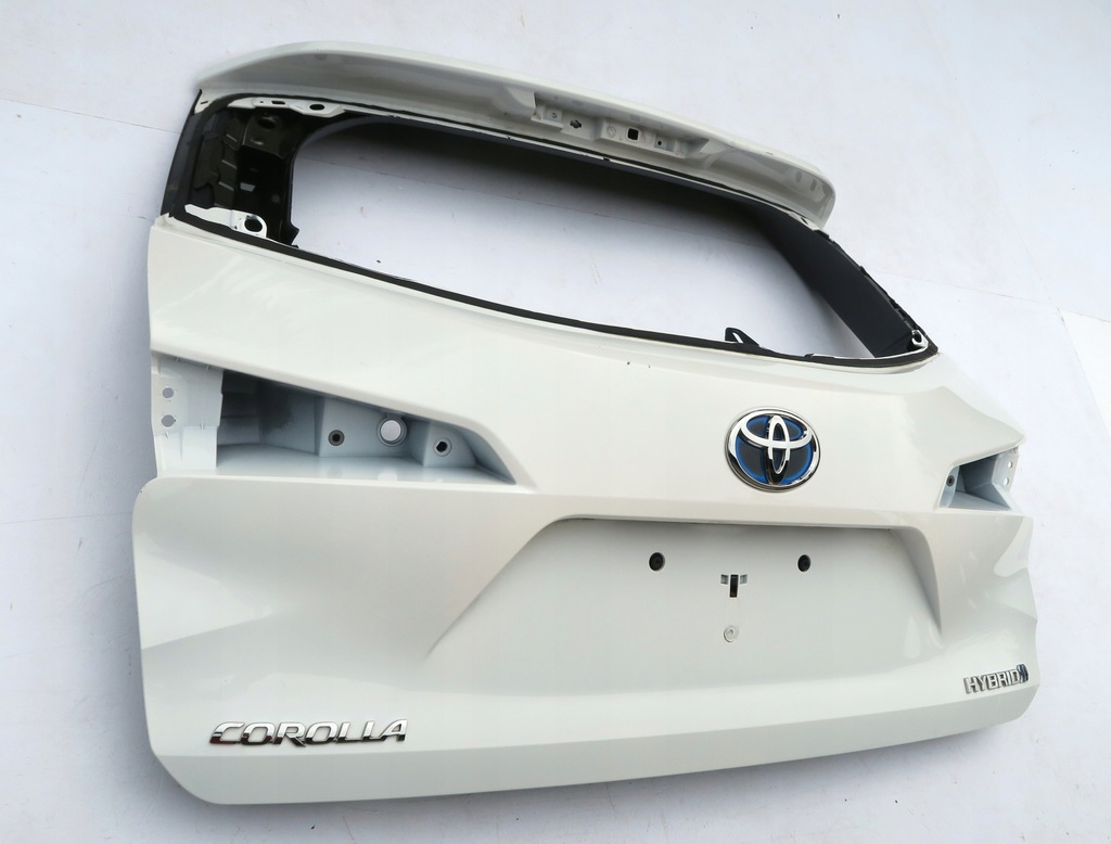 фото №13, Toyota corolla e21 kombi 2019 - крышка багажника бампер задняя оригинал оригинальный номер