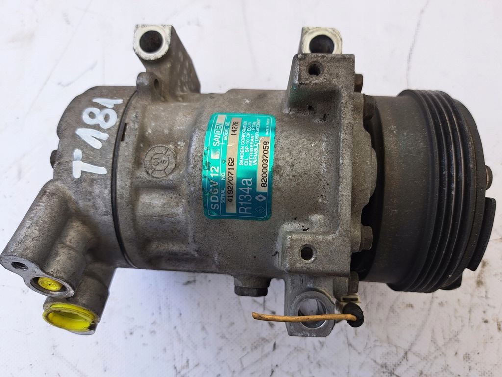 фото №1, Renault clio thalia 8200037058 компресор klimatyza