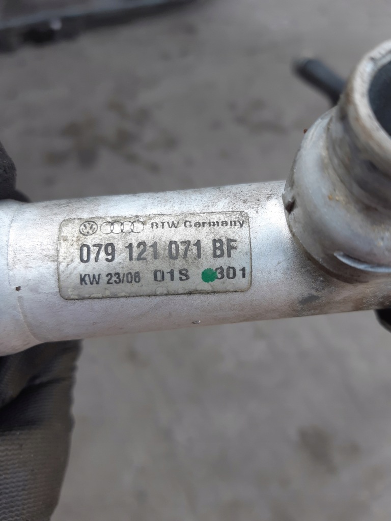 фото №6, Audi q7 4l 4.2 fsi труба шланг wody 079121071bf 079121070bh