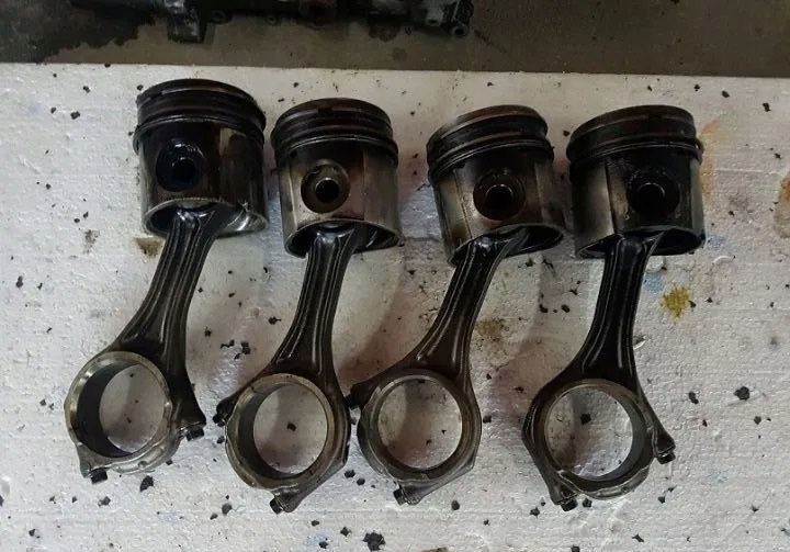 фото №1, Поршень поршни двигателя шатун daf 45 lf 180 km e3