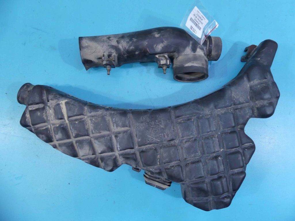 фото №1, Впуск повітря резонатор suzuki grand vitara i