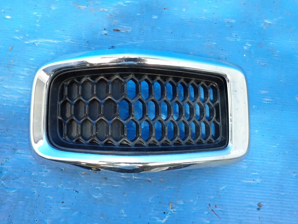 фото №1, Решітка решітка радіатора решітка jeep cherokee wk2