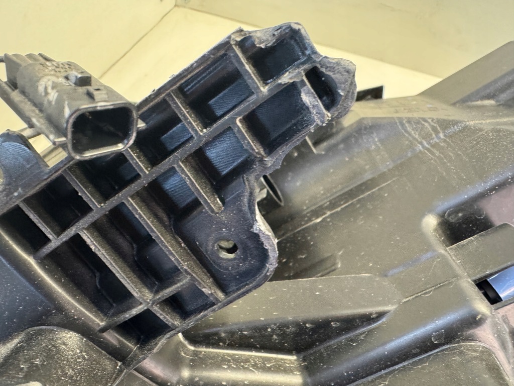 фото №16, Nissan e-nv200 лампа правый перед 26010-4fa1a