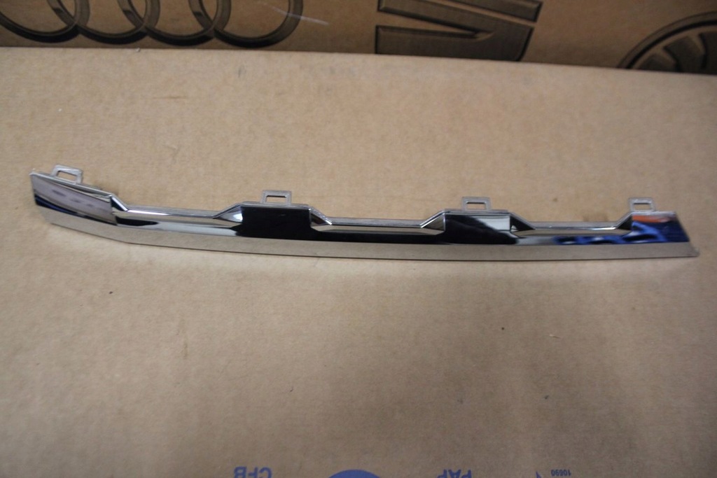 фото №1, Молдинг решетка vw atlas 3cn853768 768a