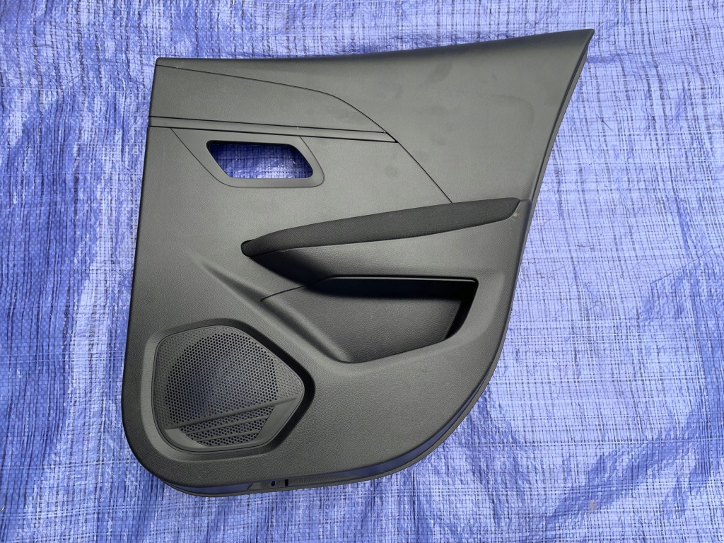 фото №1, Peugeot 208 ii оббивка обшивка двері правий задня