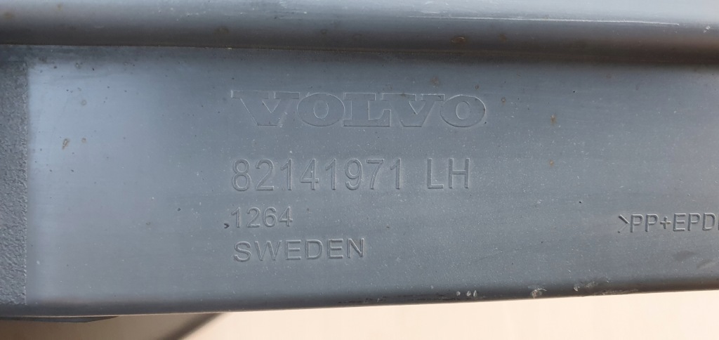 Volvo fh4 подножка нижний оригинал 82141971 Киев