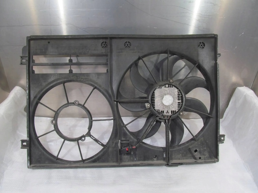 фото №5, Audi vw skoda корпус вентиляторів вентилятор радіатор c409