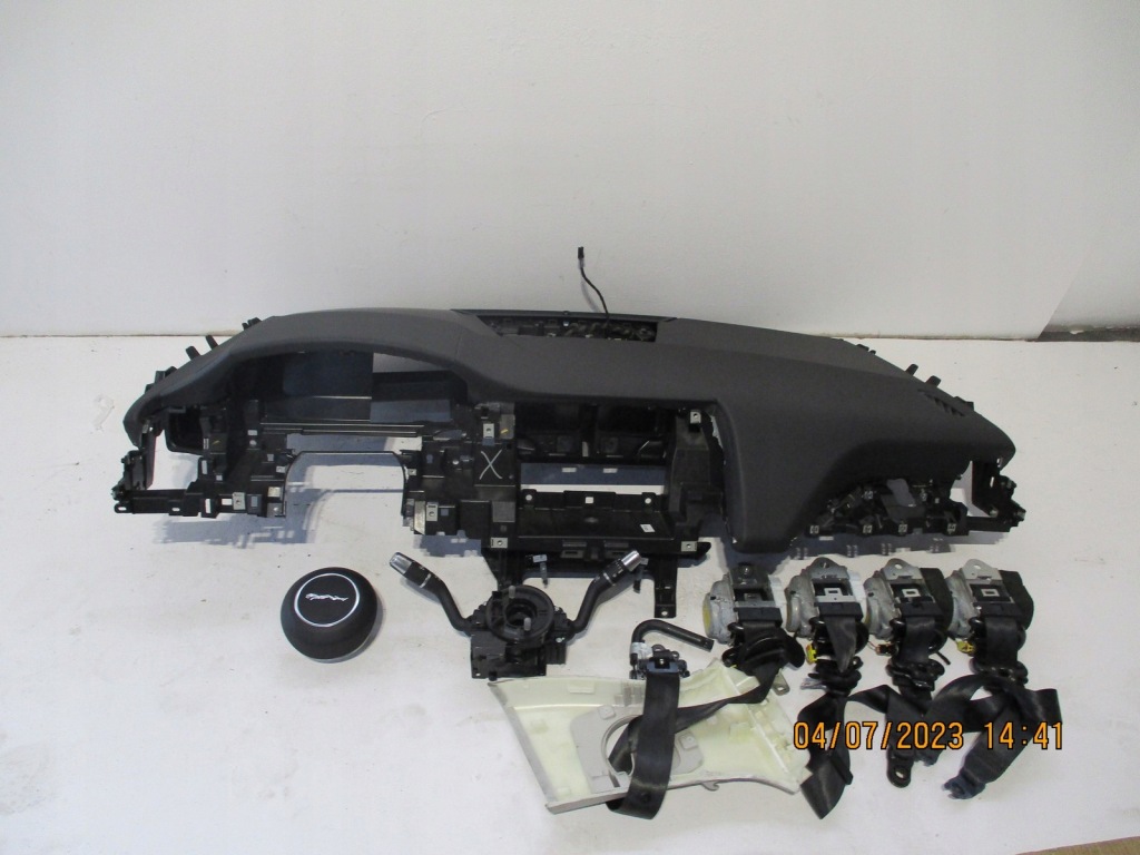 фото №1, Консоль pulpit панель приладів jaguar i pace