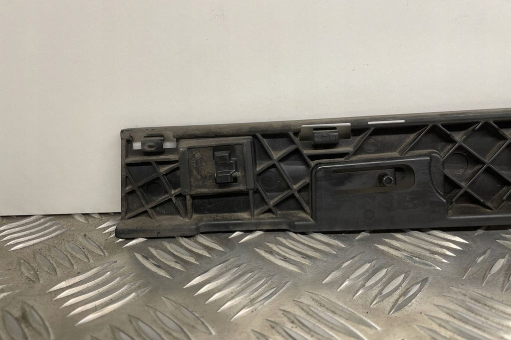 фото №8, Передние правое кронштейн порог bmw 4 coupe f32, f82 7285796 2.0l дизель