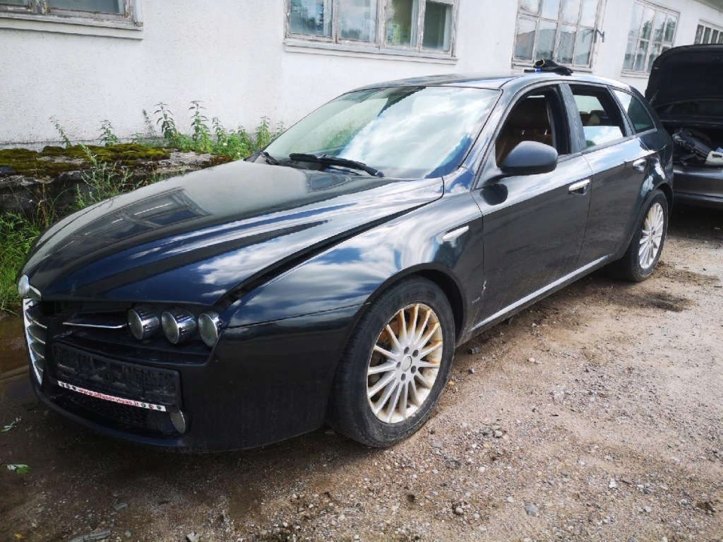 Alfa-romeo 159 модуль комфорта 2007 1.9l 50504213 Недорого