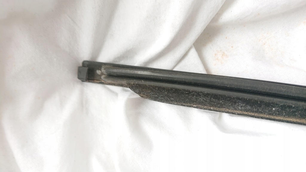 фото №8, Bmw e83 молдинг ущільнювач скло правий задня блиск