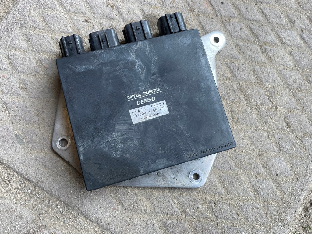 фото №1, Lexus is gs v6 модуль форсунок 89871-30031