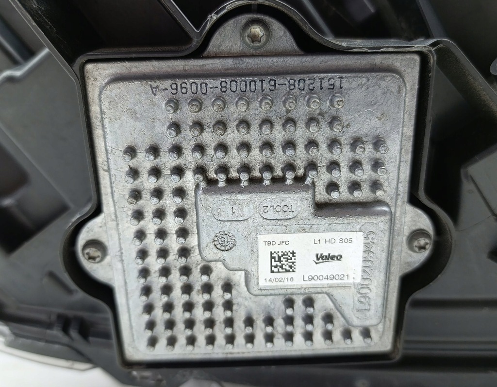 фото №11, Лампа левая передняя renault espace v 1.6 dci 260608372r