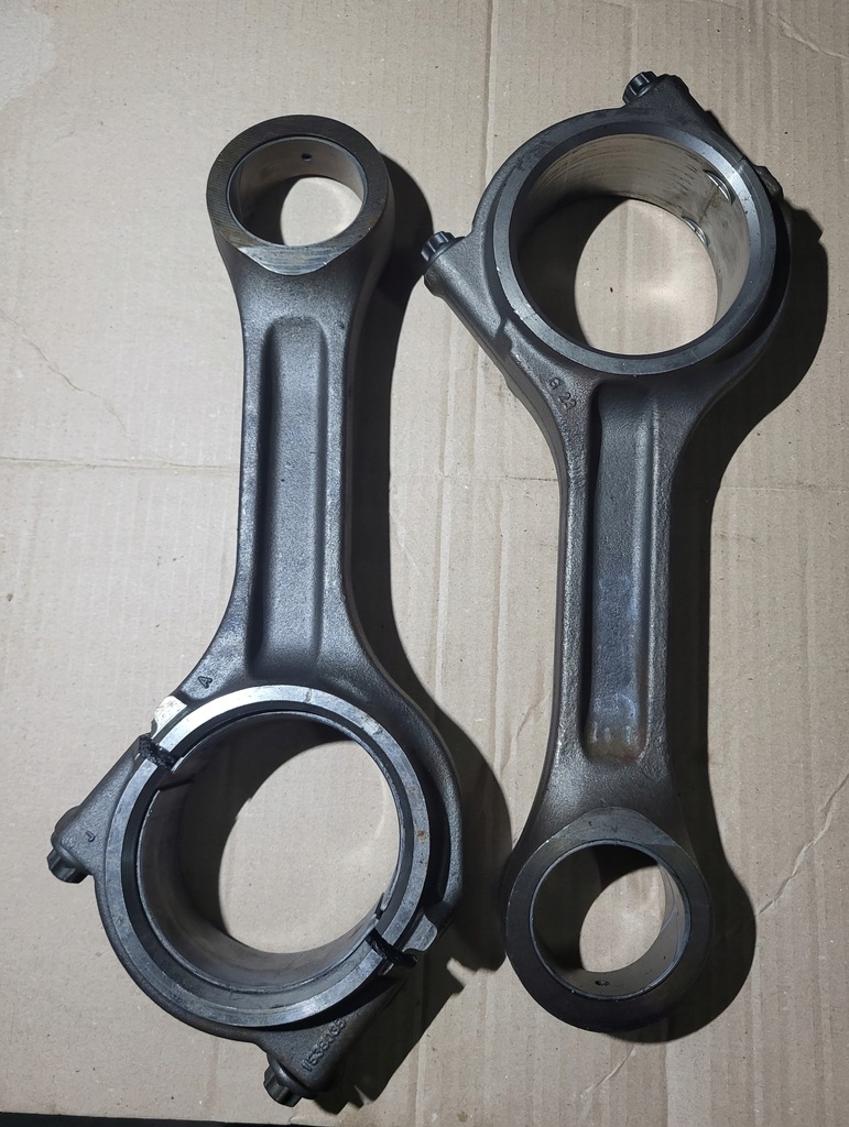 фото №1, Поршень поршні шатун шату́н scania r 1538036