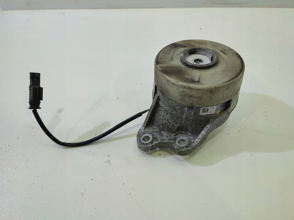 фото №1, Mercedes w205 подушка двигателя 4matic