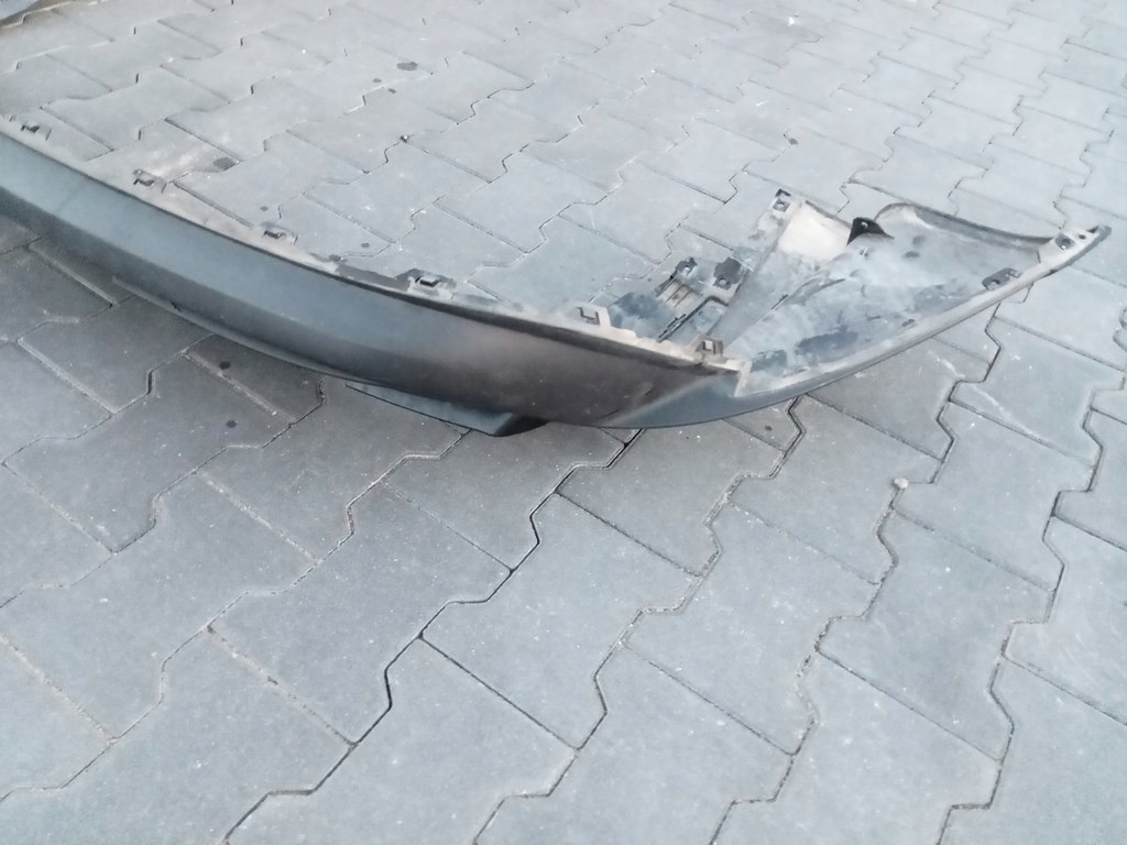 фото №7, Porsche taycan 9j0 - бампер спойлер дифузор задня 9j0807983f