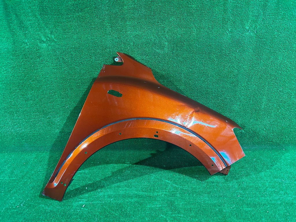 фото №1, Крыло передний правый dacia sandero iii jogger