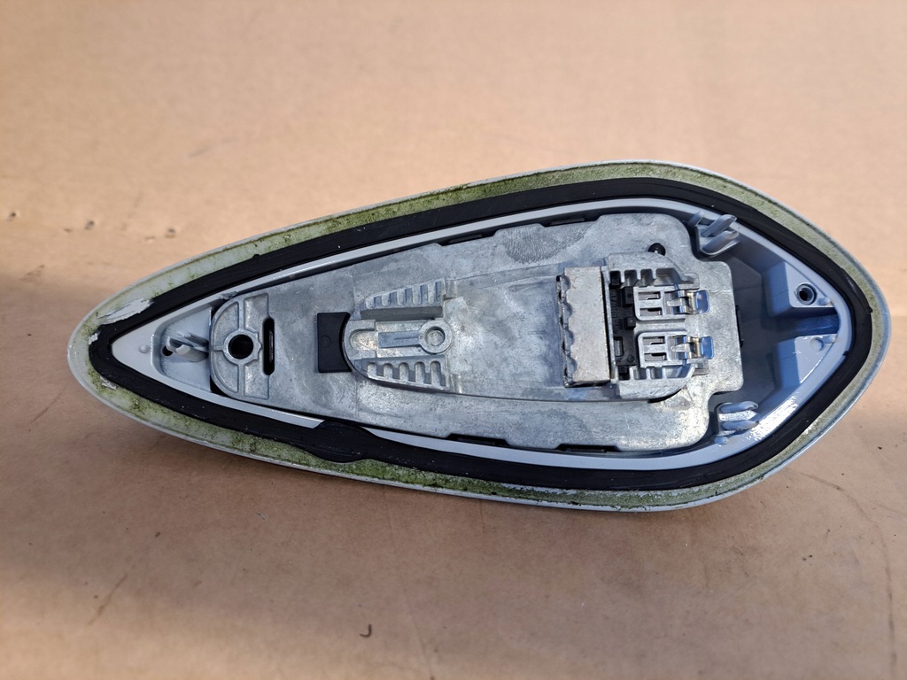 фото №7, Bmw x1 f48 2.0 d 4x4 антена 9291486 новий 9 km