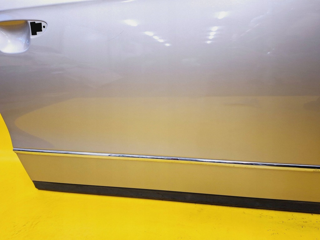 Двері правий перед праве передні vw passat b6 універсал lak: ld1w nr840 Зі Шроту