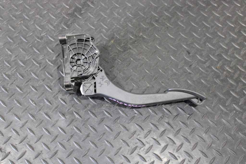 фото №1, Педаль газу peugeot 3008 ii 2 9674829180