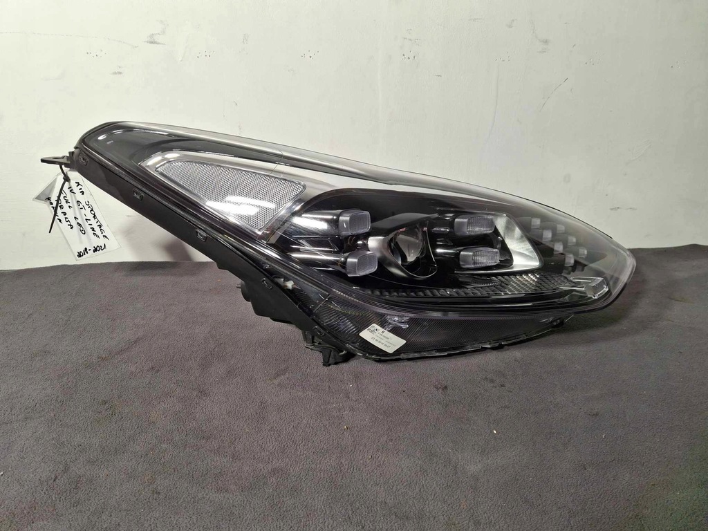 фото №1, Kia sportage iv лампы l+p full led 92102f1500