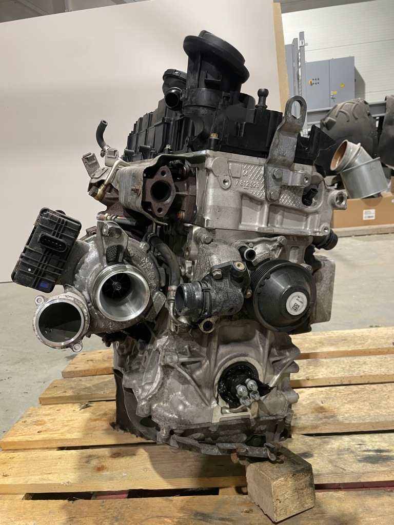 Двигатель bmw n57d30a 258km eu6 adblue x5 f15 x6 f16 2016 78 tyś km f10 f30 с Разборки