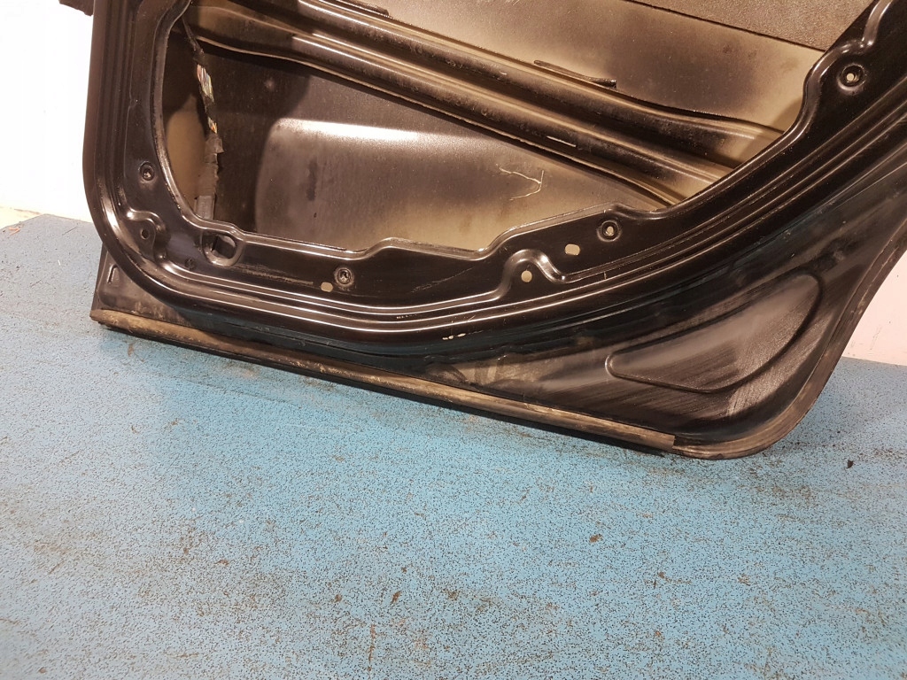 Fiat croma рестайлінг  двері задній праве 819 Оригінал