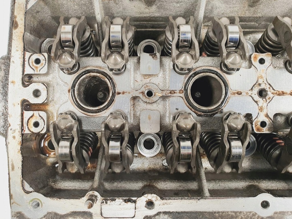 Головка крышка vw golf vi cav 1.4 tsi 03c103475bc Недорого