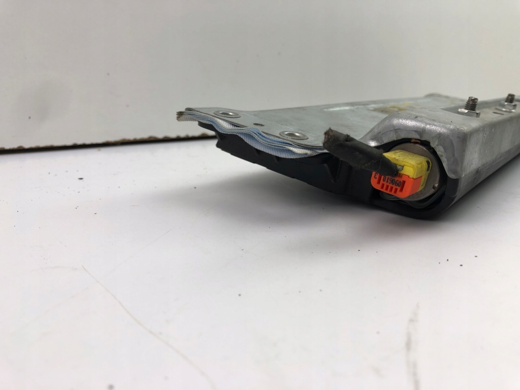 фото №5, Vw golf vi подушка повітряна kolan 34034011e 5l1388841b