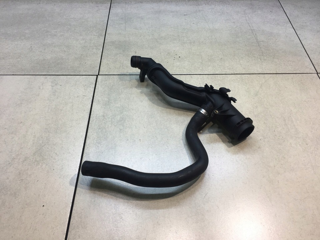 фото №1, Заливна горловина оливи peugeot 407 2.0 hdi r8448b361b