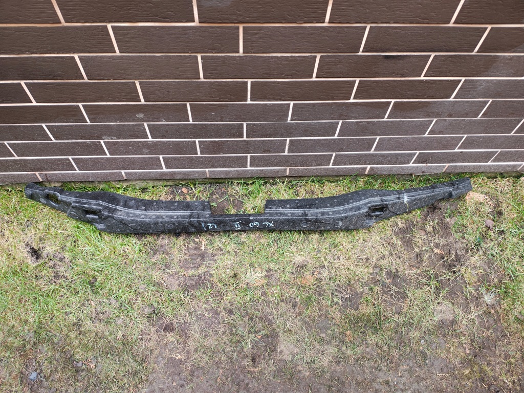 Купити Volvo xc60 2 17- абсорбер піна передня перед пінопласт