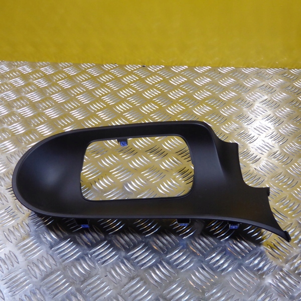 фото №2, Smart forfour ii 453 рамка панель кондиционера