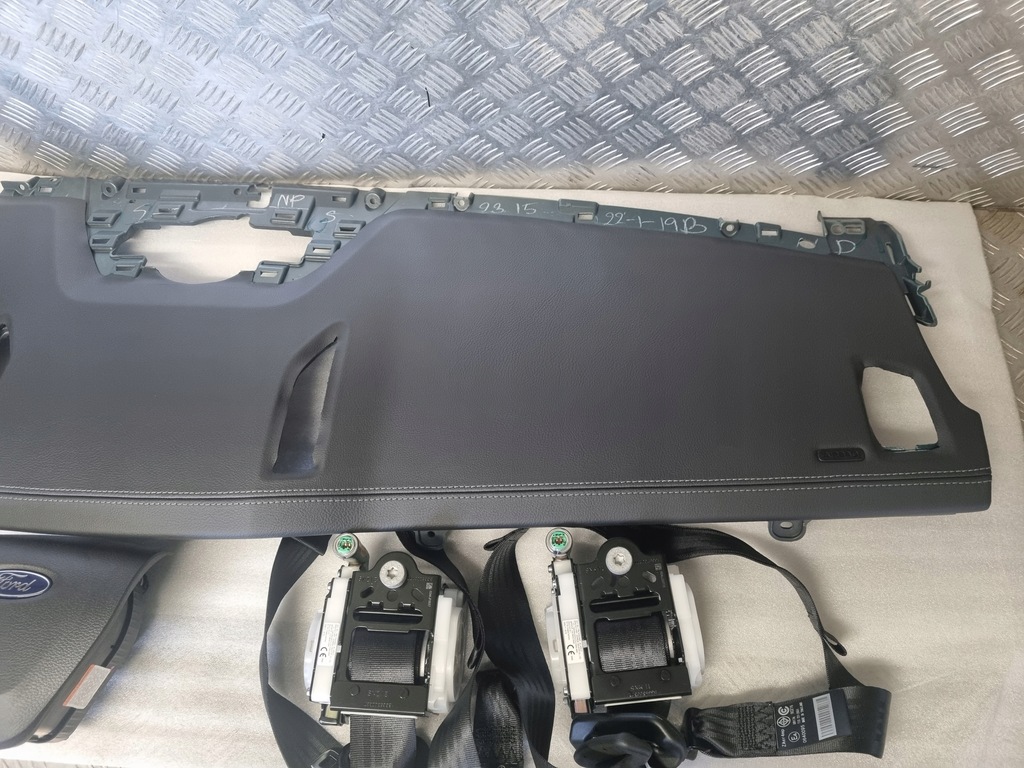 фото №5, Ford ranger wildtrak консоль ремені подушка безпеки оригінал