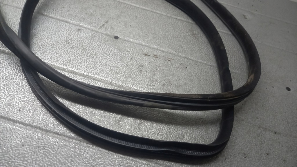 фото №4, Прокладка ліва задня volvo s60 02r sedan