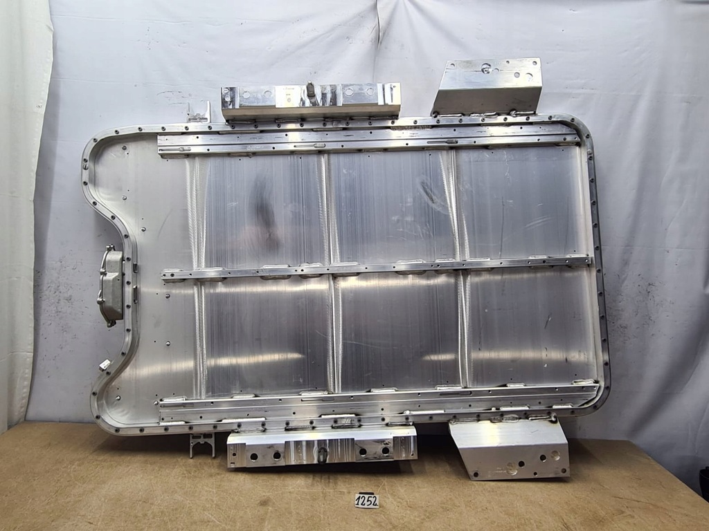 фото №15, Корпус аккумулятора тяговый основание renault zoe