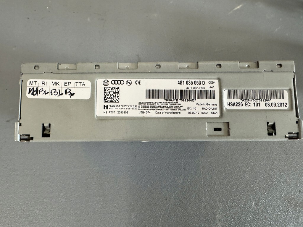 фото №1, Audi a5 8t lift радио тюнер mmi 3g 4g1035053d