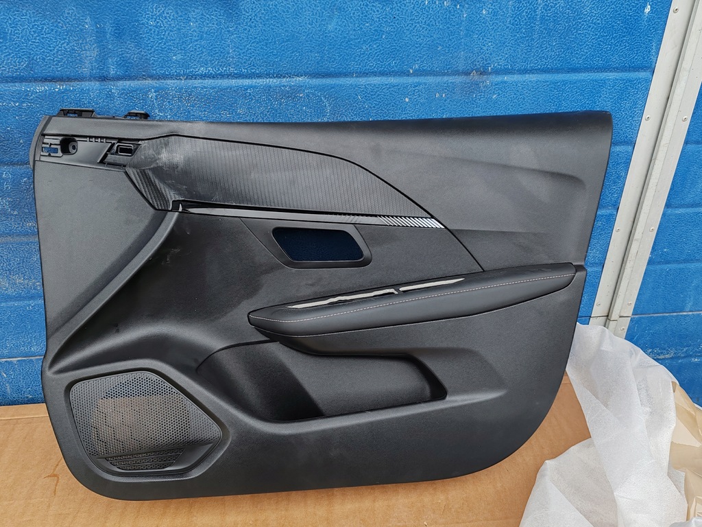 фото №1, Обивка дверь peugeot 208 ii правый перед новый oryg.